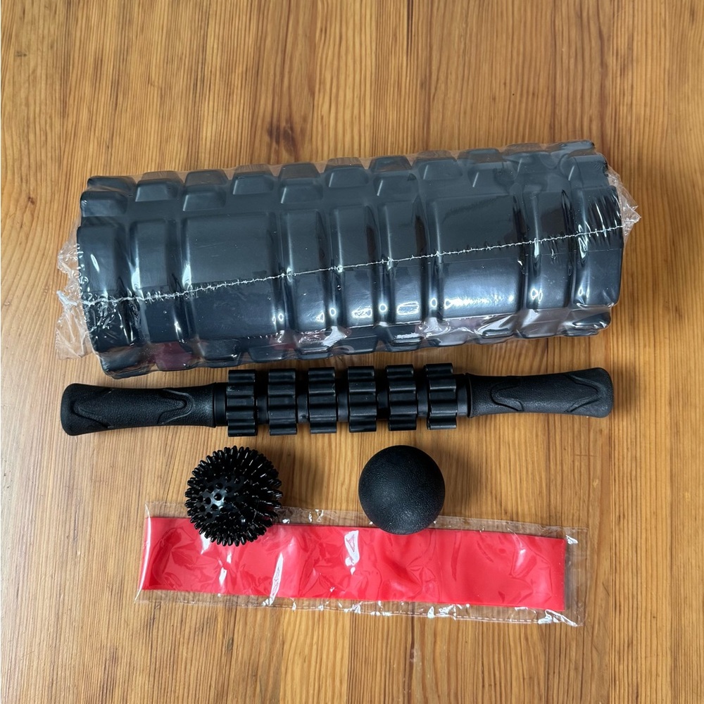 Black Foam Roller Set with Red Band